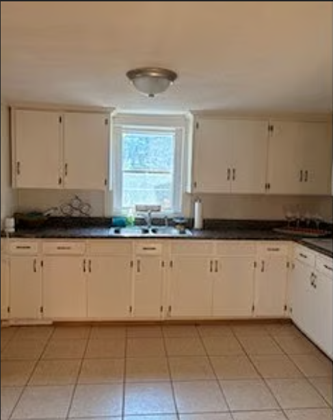 Yellow House - 1510 Roosevelt — photo 3